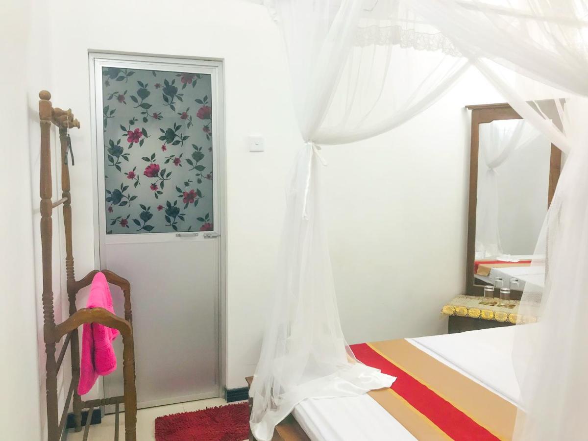Sahana Sri Villa ベントータ エクステリア 写真