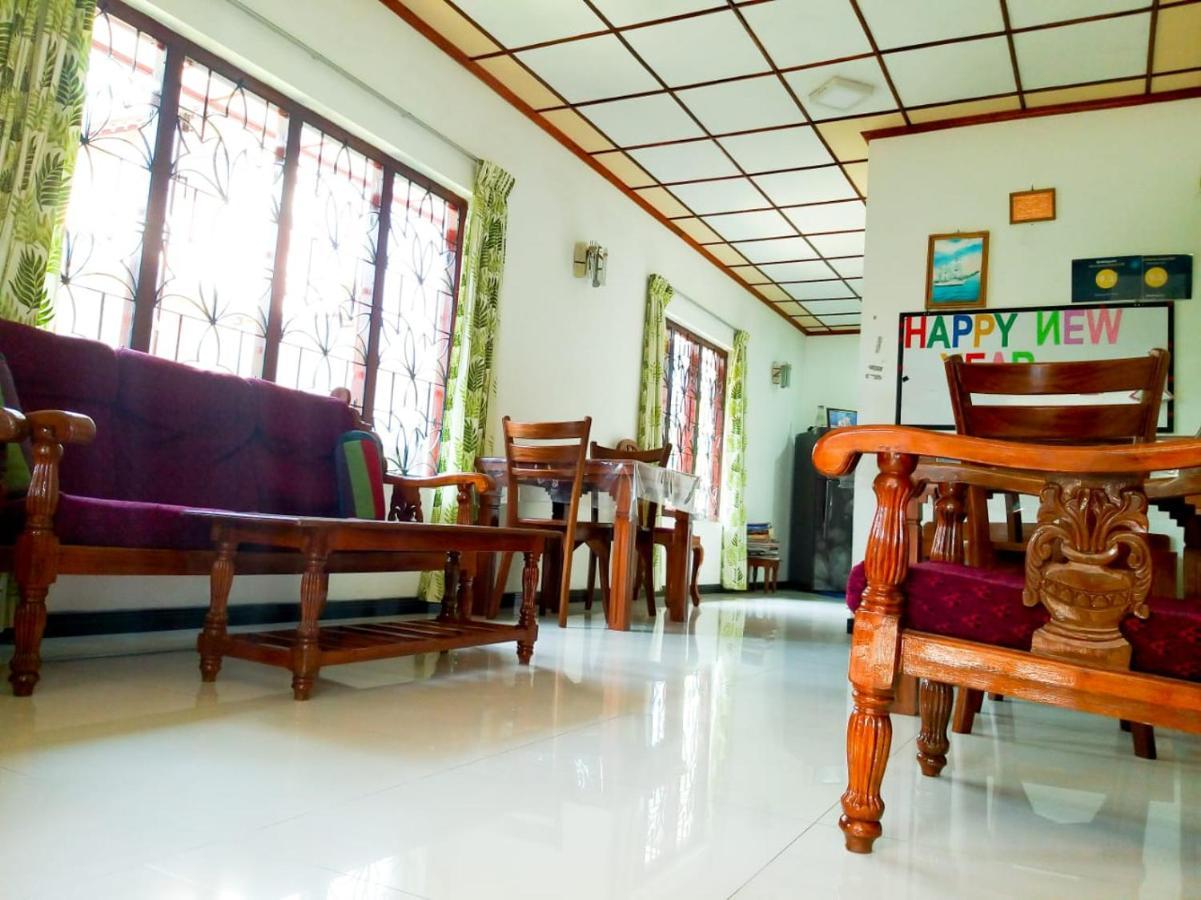 Sahana Sri Villa ベントータ エクステリア 写真