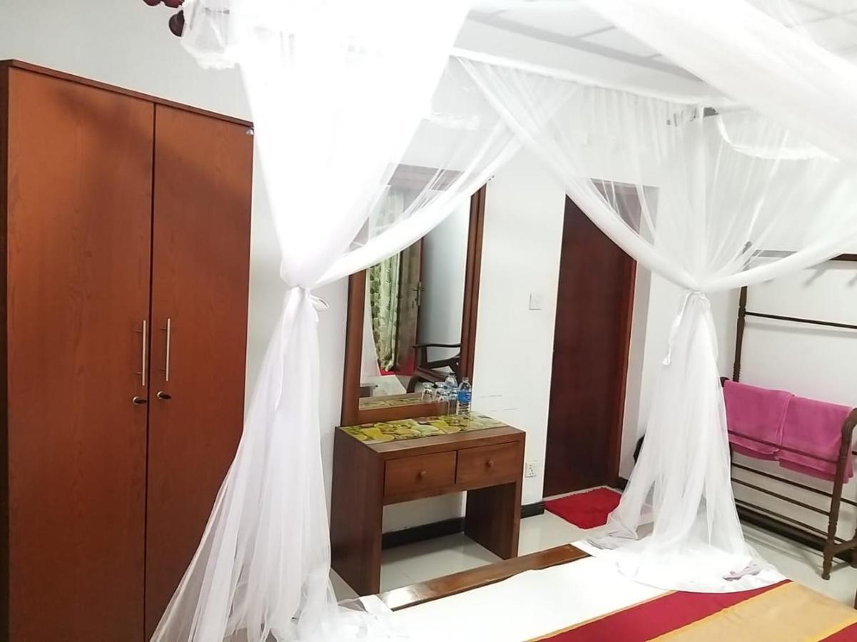 Sahana Sri Villa ベントータ エクステリア 写真