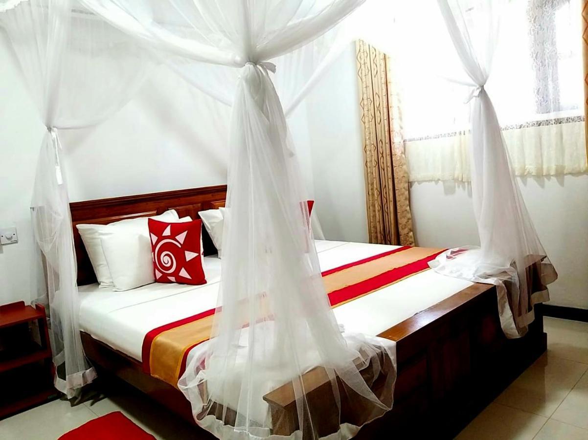 Sahana Sri Villa ベントータ エクステリア 写真